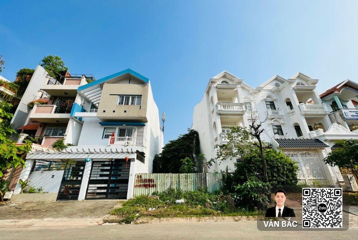 dat-biet-thu-c38-kdc-savimex-q7-ngay-cho-phu-thuan-dt-7x24m-gia-17-tỷ (1)