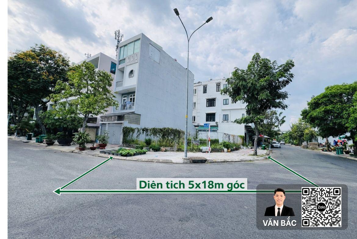dat-goc-2-mat-tien-i70-duong-so-8-sadeco-ven-song-q7-huong-dong-nam-vi-tri-kim-cuong-gia-16-ty (4)