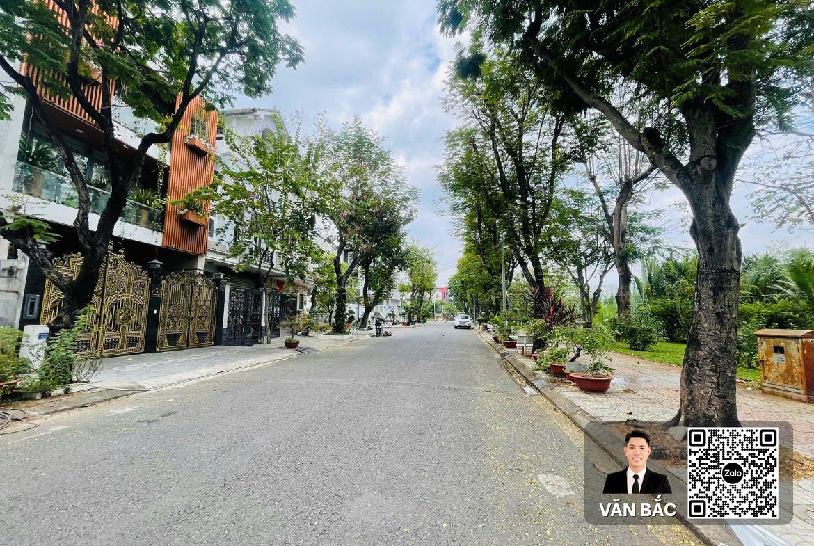 dat-mat-tien-lo-i45-duong-so-8-sadeco-ven-song-q7-huong-nam-so-hong-rieng-gia-17-tỷ (1)