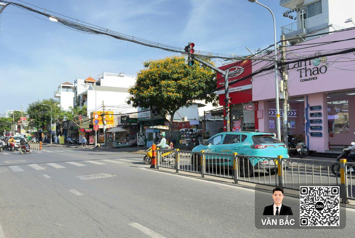 nha-mat-tien-377-nguyen-thi-thap-q7-vi-tri-vang-dt-42x25m-hdt-40tr-gia-35-tỷ (4)