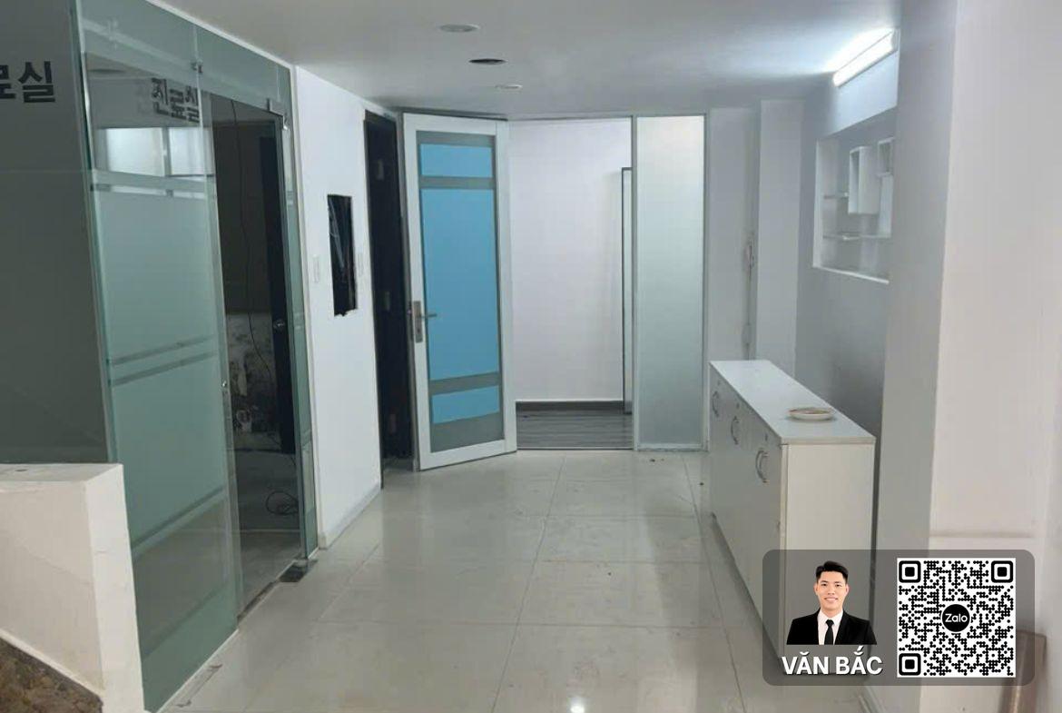 nha-mat-tien-61-phan-khiem-ich-hung-gia-4-phu-mỹ-hung-tret-lung-3-tangdt-6×18-5m-gia-40-tỷ (3)