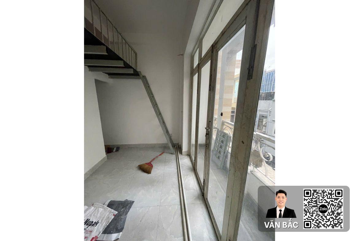 nha-pho-24-duong-so-3-tan-phu-q7-9-phong-dt-4x15m-4-lausan-thuong-hdt-25tr-thang-sat-cho-tan-mỹ-gia-12-tỷ (4)