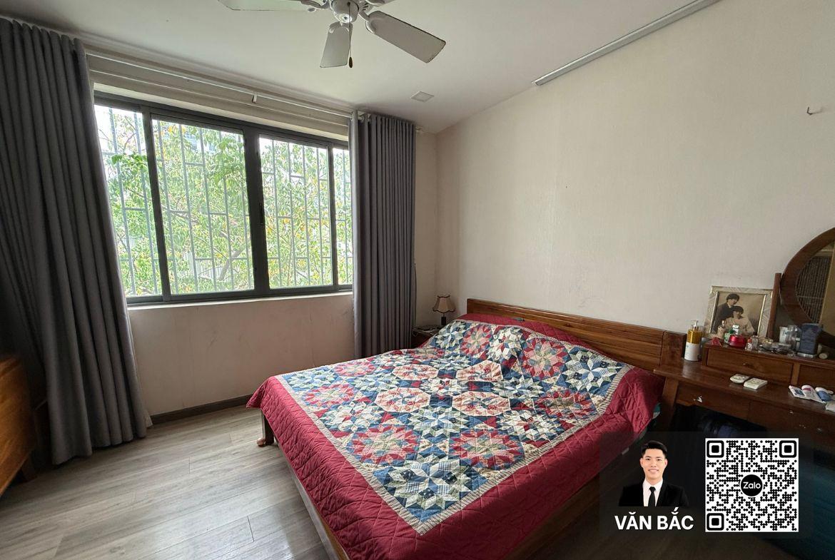 nha-pho-32-duong-2c-kdc-cong-ich-q4-quan-7-dt-7x19m-4lau-huong-dong-nam-gia-23-5-ty (8)