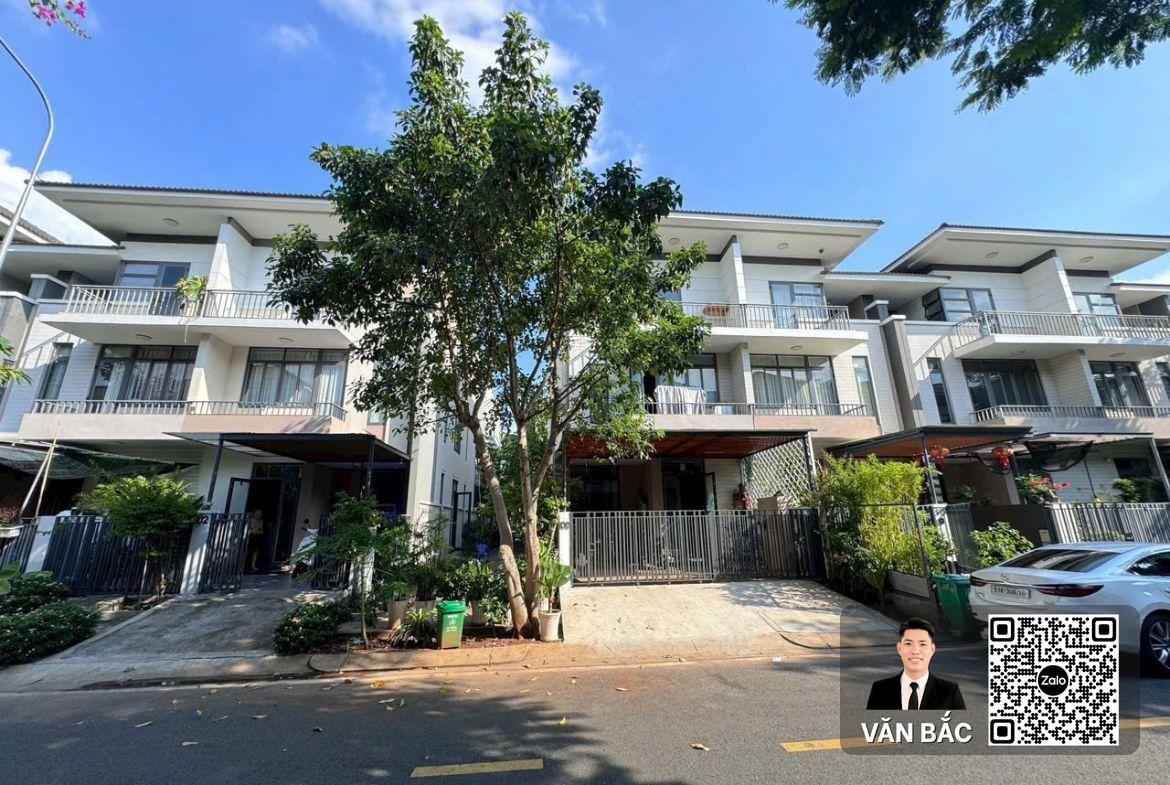 nha-pho-7-duong-so-7-lavila-kien-a-nha-tho-tien-thiet-ke-huong-dong-nam-dt-5-5x176m-gia-dau-tu-135-tỷ (1)