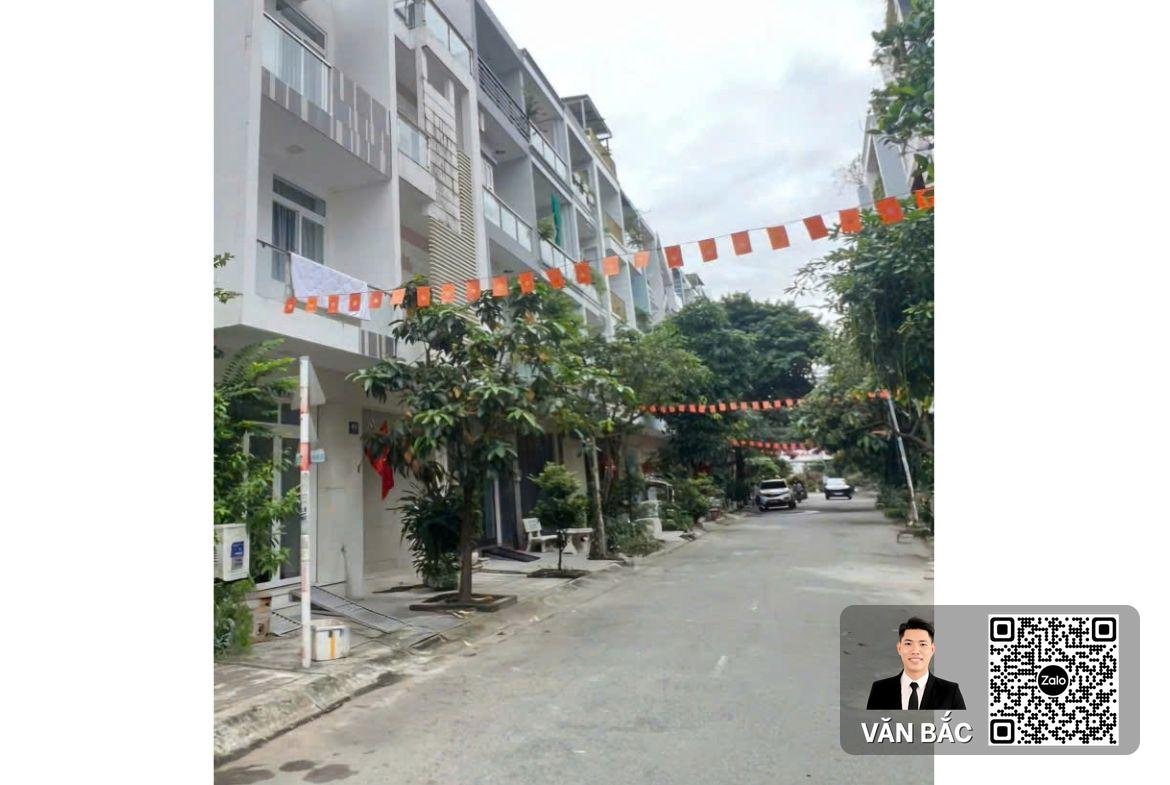 nha-pho-co-thang-may-so-42-duong-1b-cong-ich-q4-quan-7-dt-4x175m-4-lau-gia-15-tỷ (5)