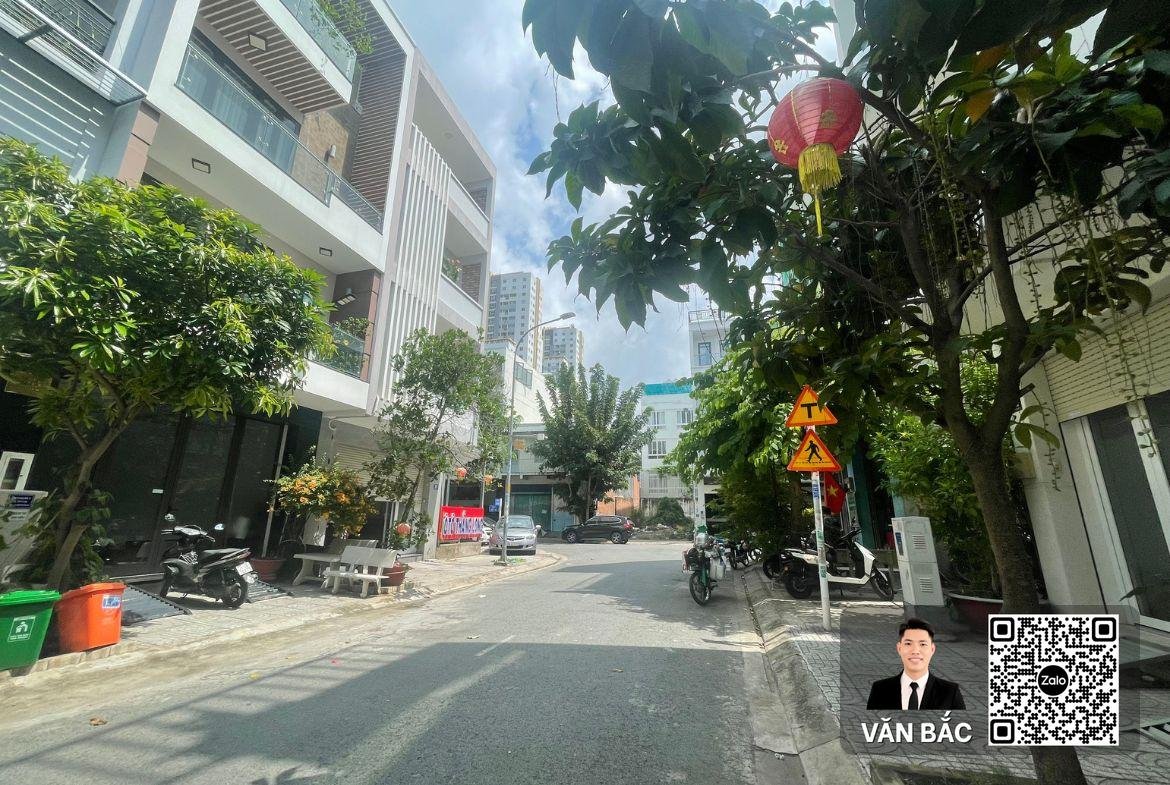 nha-pho-co-thang-may-so-42-duong-1b-cong-ich-q4-quan-7-dt-4x175m-4-lau-gia-15-tỷ (7)