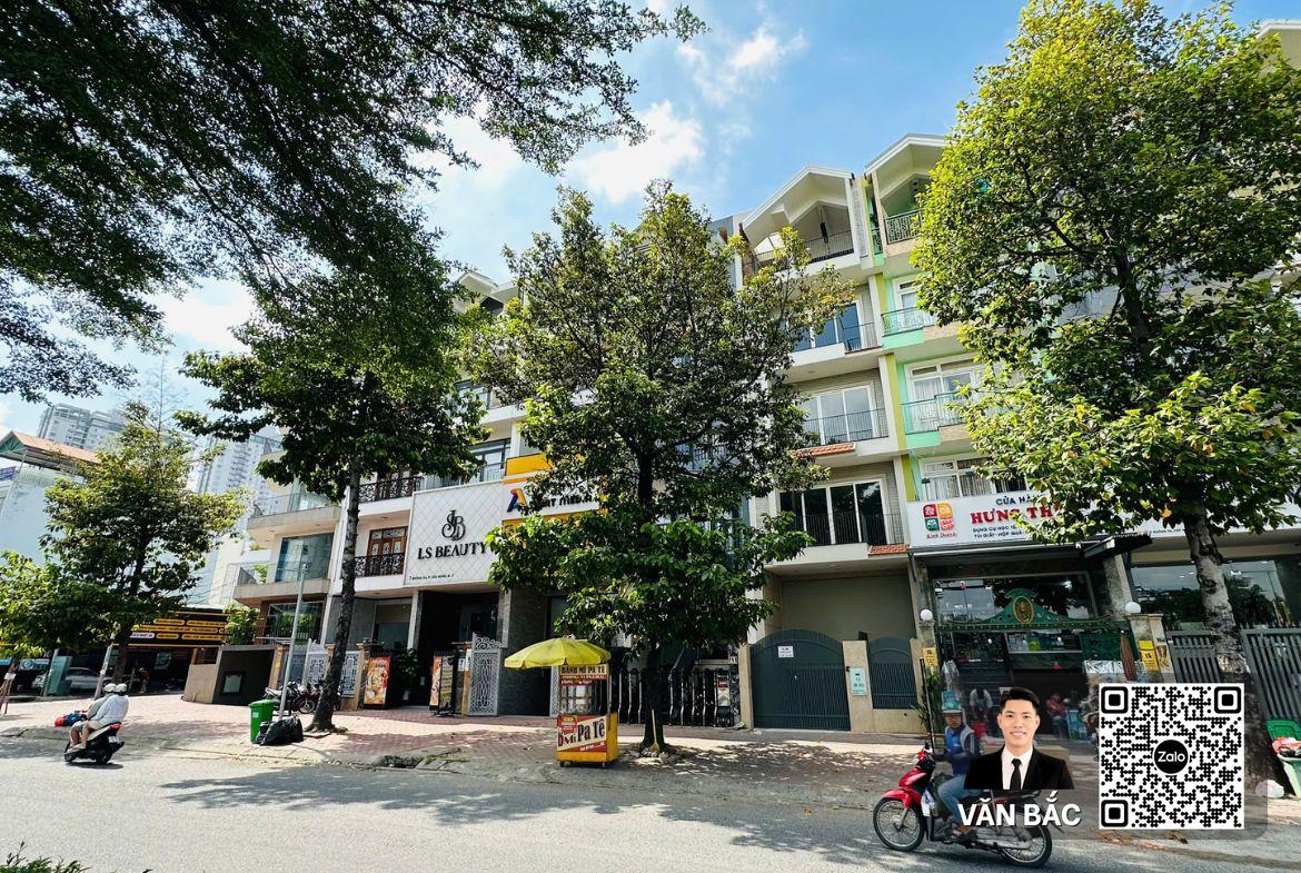 nha-pho-him-lam-kenh-te-q7-11-duong-d4-sam-uat-ham-5-lau-thang-may-dong-tien-75tr-thang-gia-37-tỷ (12)