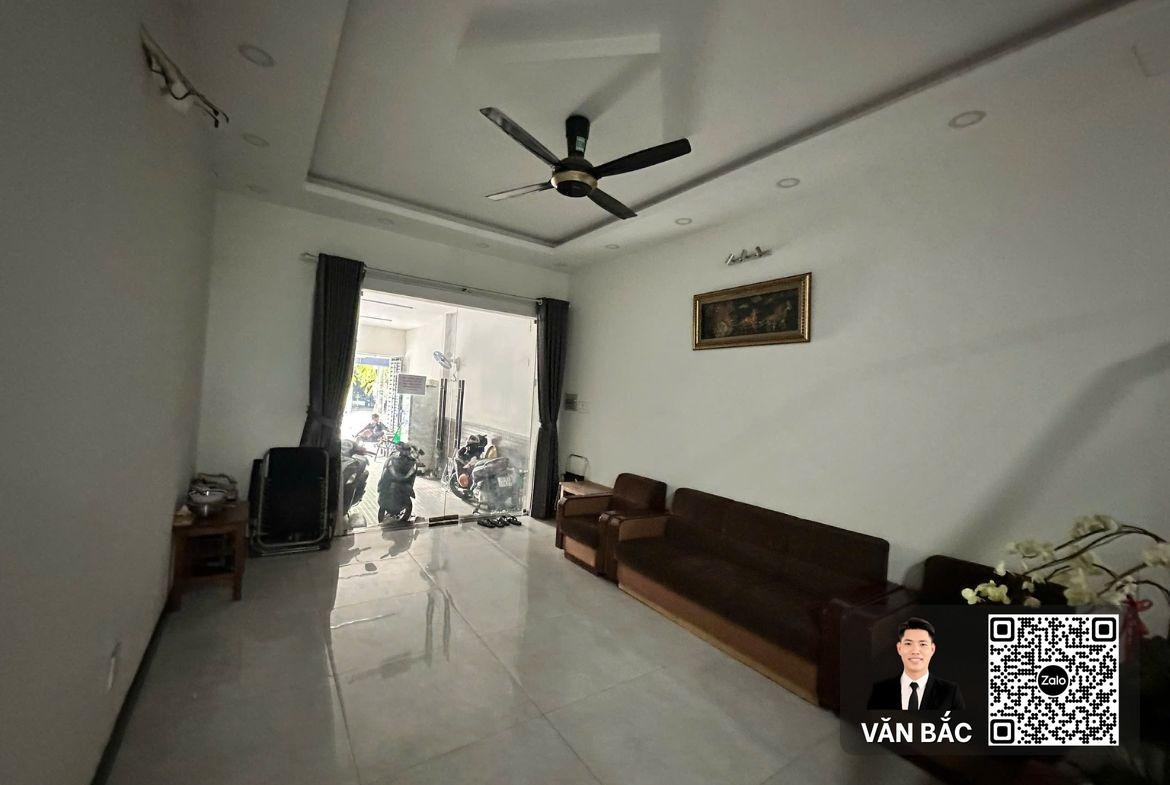 nha-pho-mat-tien-839-huynh-tan-phat-q7-5-lau-co-thang-may-dong-tien-san-co-gia-chot-13-5-tỷ (7)