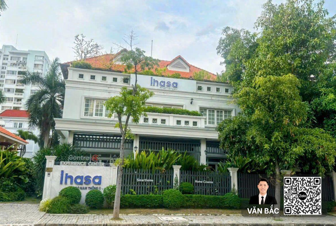 sieu-pham-biet-thu-don-lap-a90-nam-thong-2-phu-mỹ-hung-2-mat-tien-truoc-sau-dt-18x20m-gia-120-tỷ (1)