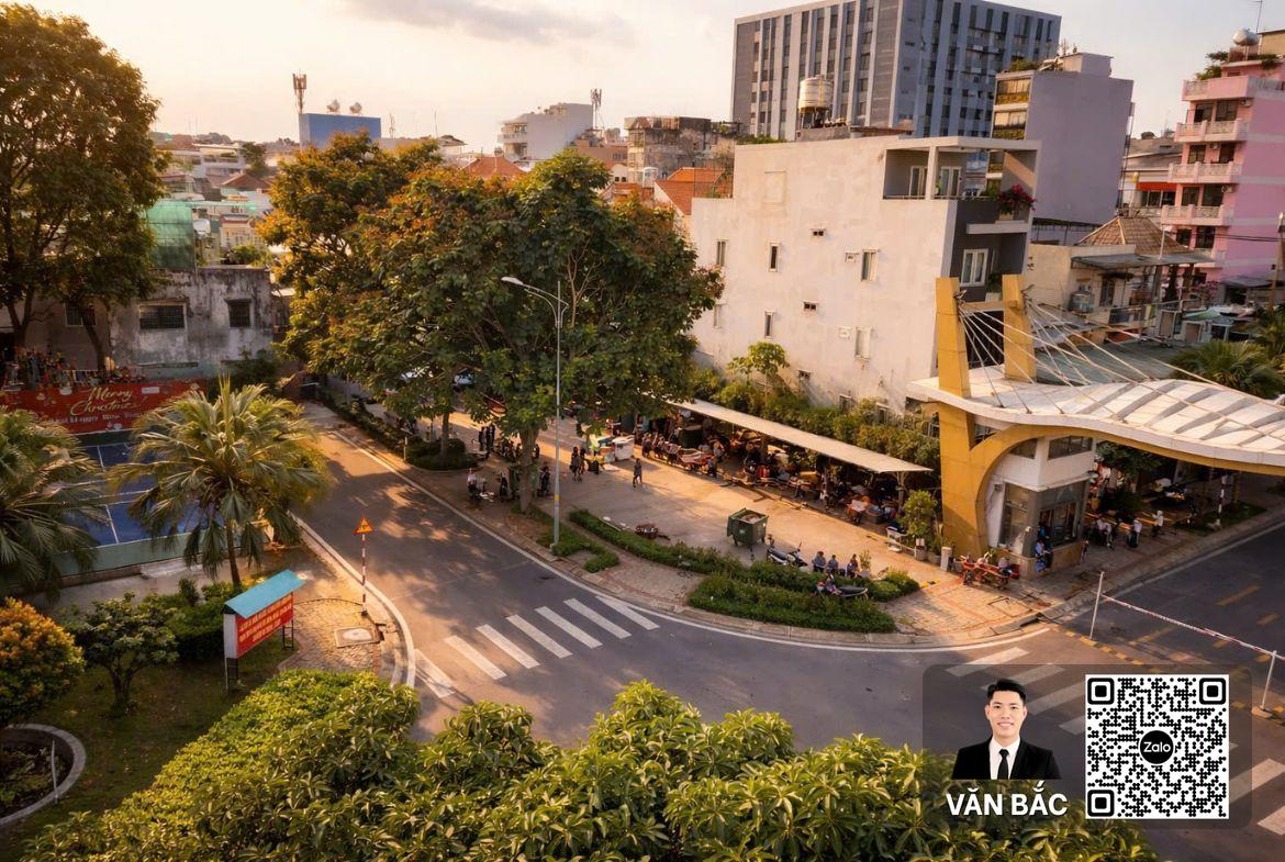 ban-biet-thu-goc-2-mat-tien-jamona-golden-silk-quan-7-dt-150m2-duong-24m-4-lau (12)