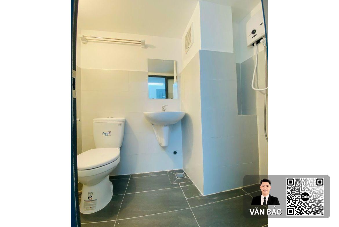 ban-toa-nha-chdv-mat-tien-le-thi-cho-quan-7-dt-140m²-15-phong-thu-nhap-76-trieu-thang (2)