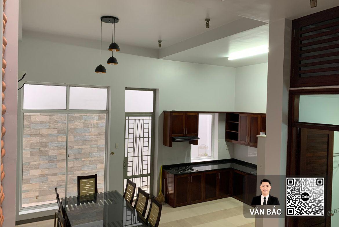 biet-thu-mini-6-lo-g4-duong-55-kdc-tan-quy-dong-dt-6x18m-3-lau-vi-tri-vang-tan-phong-gia-25-tỷ (7)