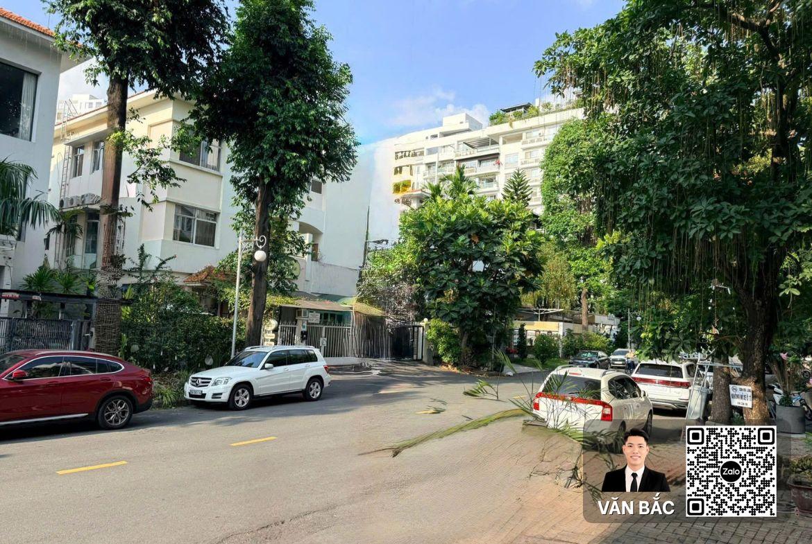 biet-thu-mỹ-kim-2-khu-canh-doi-phu-mỹ-hung-so-15-dang-duc-thuat-dt-9-5x19m-3-lau-gia-82-tỷ (2)