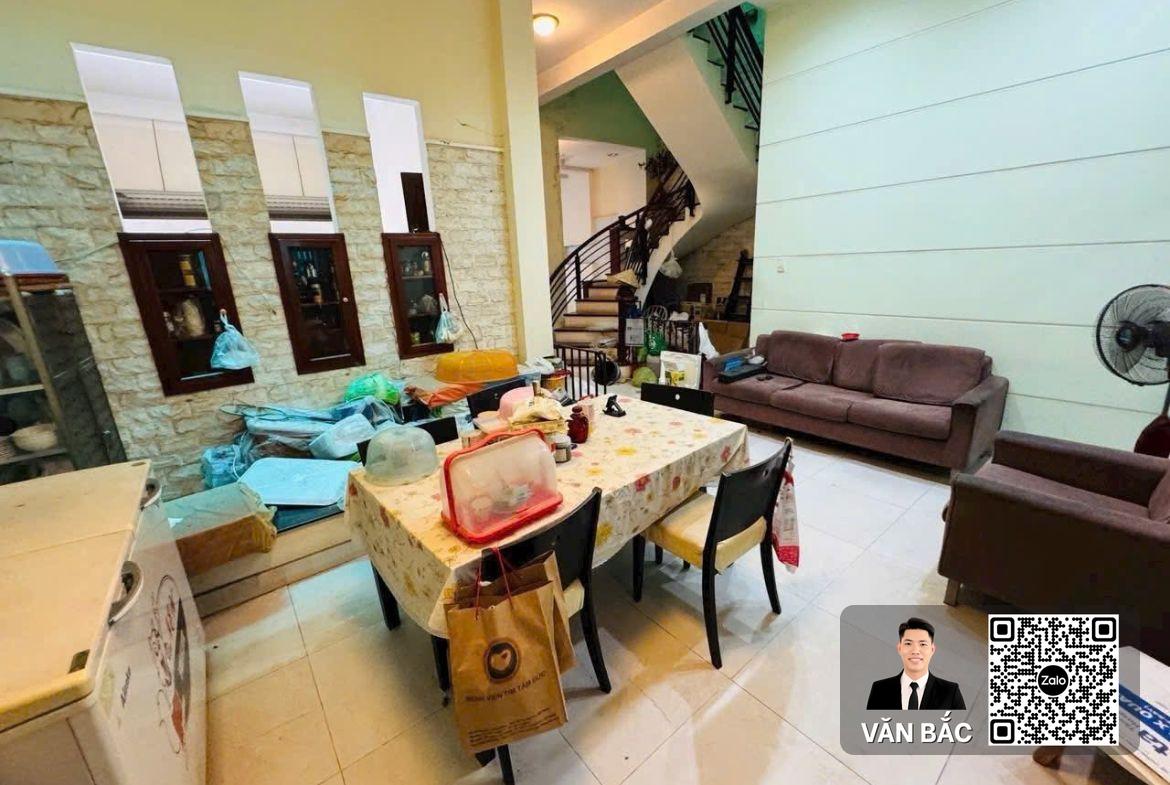 biet-thu-pho-dt-8x20m-nha-24d-kdc-tan-thuan-quan-7-3-lau-gia-24-tỷ (3)