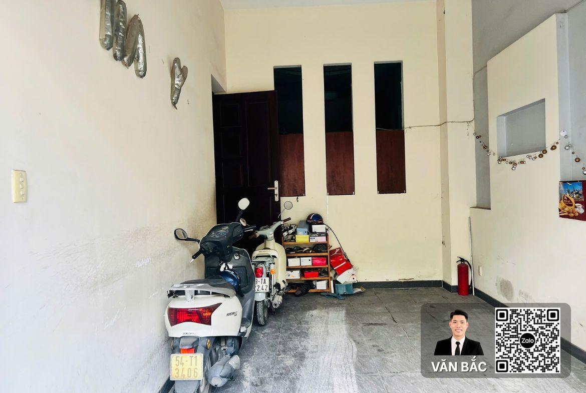 biet-thu-pho-dt-8x20m-nha-24d-kdc-tan-thuan-quan-7-3-lau-gia-24-tỷ (6)