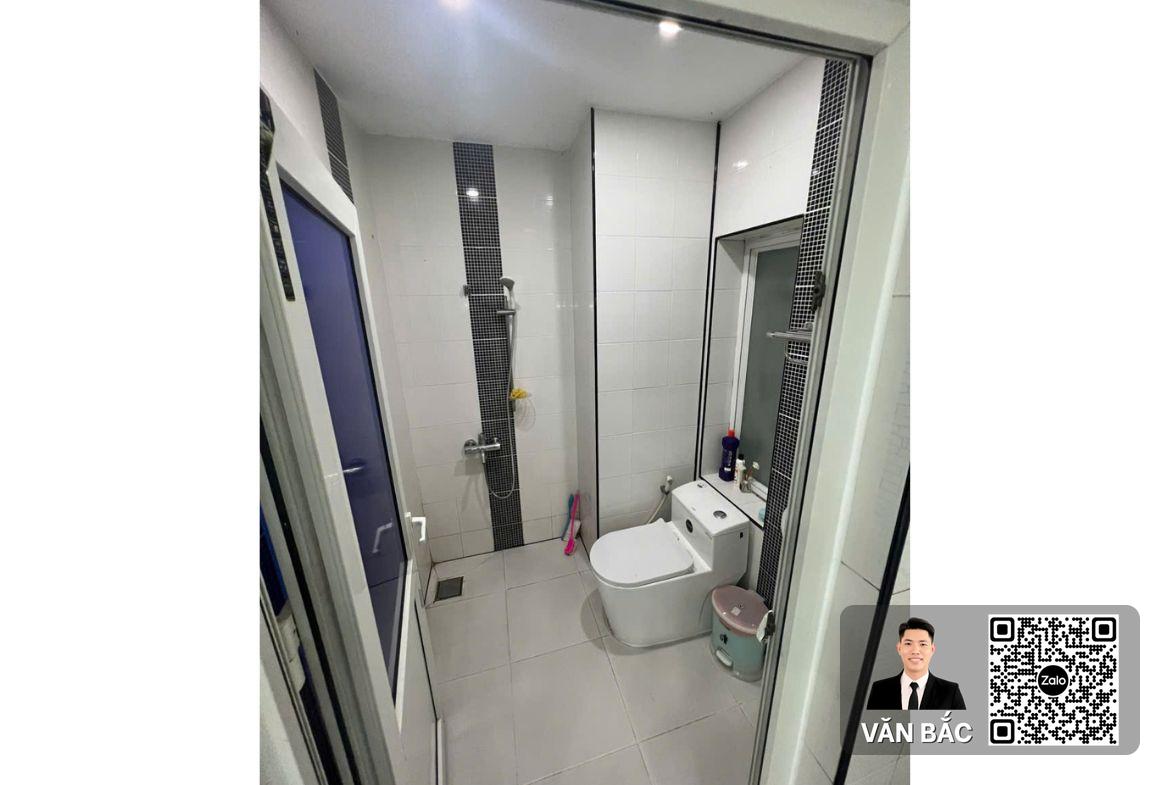 biet-thu-sadeco-ven-song-tan-phong-q7-so-19-duong-16-ham-3-lau-dt-7x18m-gia-23-ty (1)