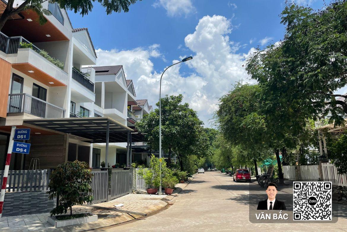 dat-biet-thu-goc-cong-vien-jamona-home-resort-thu-duc-gan-song-dt-13x25m2-gia-715-trieu-m2 (3)