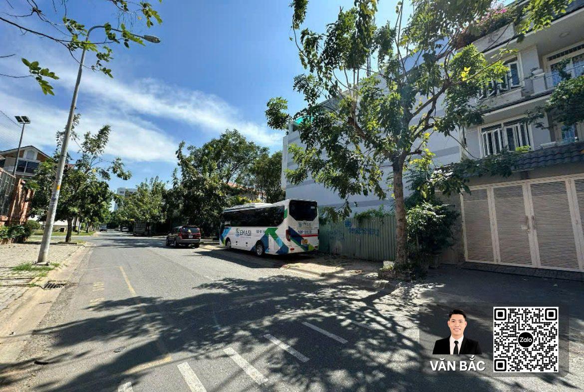 dat-nen-nam-long-tran-trong-cung-q7-so-226-duong-so-8-dt-5x24m-gia-17-ty (1)