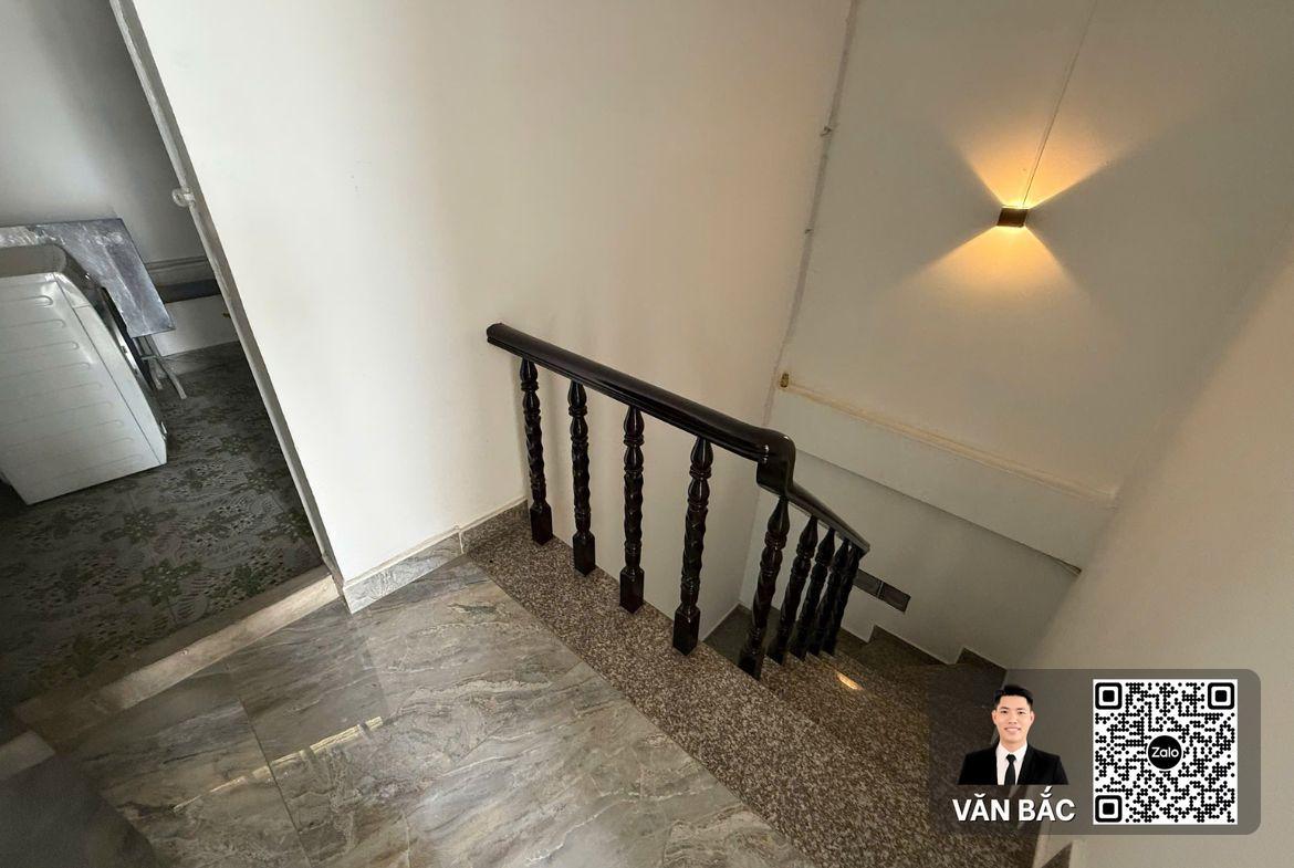 nha-2-mat-tien-51-24-ly-phuc-man-q7-duong-rong-9m-dt-6x10m-3-lau-gia-10-tỷ (11)