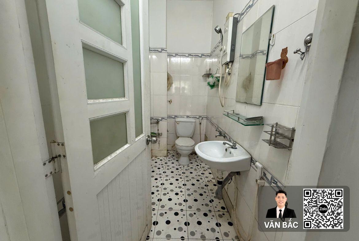 nha-2-mat-tien-51-24-ly-phuc-man-q7-duong-rong-9m-dt-6x10m-3-lau-gia-10-tỷ (5)