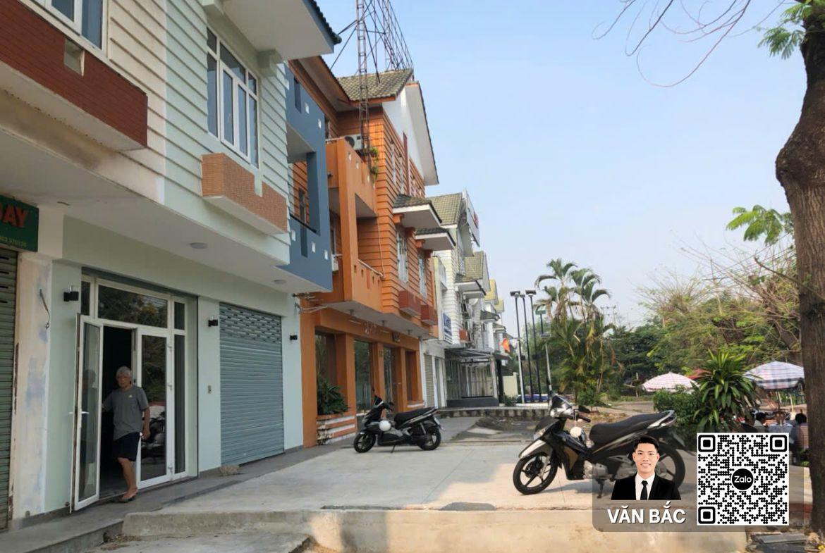 nha-2-mat-tien-truoc-sau-4-duong-7a-kdc-sadeco-song-ong-lon-dt-7-8x18m-ham-4-lau-hdt-45tr-gia-28-tỷ (2)