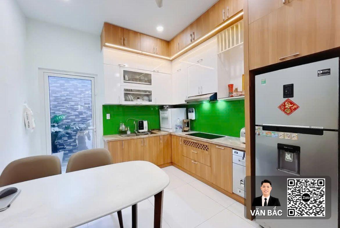 nha-dep-49-duong-so-49-binh-thuan-quan-7-sat-truc-nguyen-thi-thap-dt-3-5x20m-4-lau-gia-12-tỷ (1)