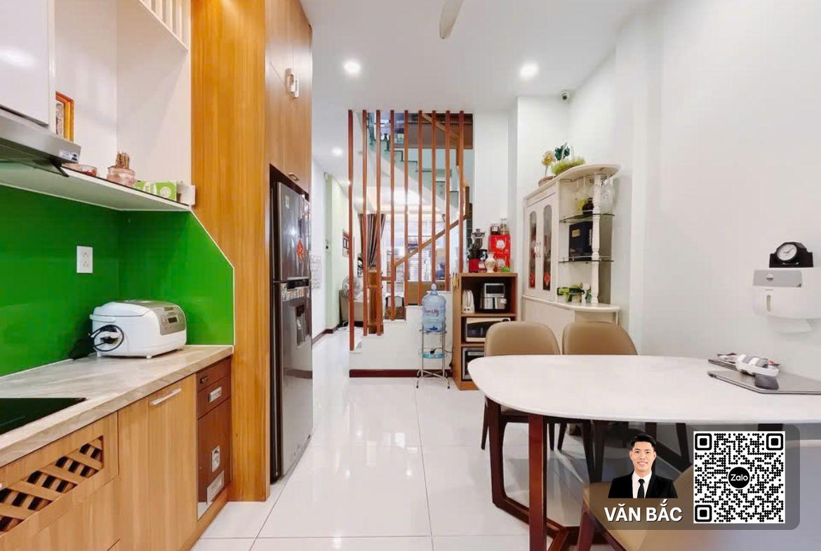 nha-dep-49-duong-so-49-binh-thuan-quan-7-sat-truc-nguyen-thi-thap-dt-3-5x20m-4-lau-gia-12-tỷ (5)