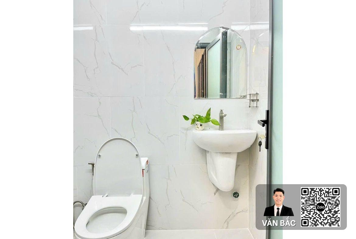 nha-mat-tien-150-duong-79-tan-quy-quan-7-dt-5-8x22m-thang-may-tret-lung-3-lau-hdt-500tr-nam-gia-27-tỷ (6)