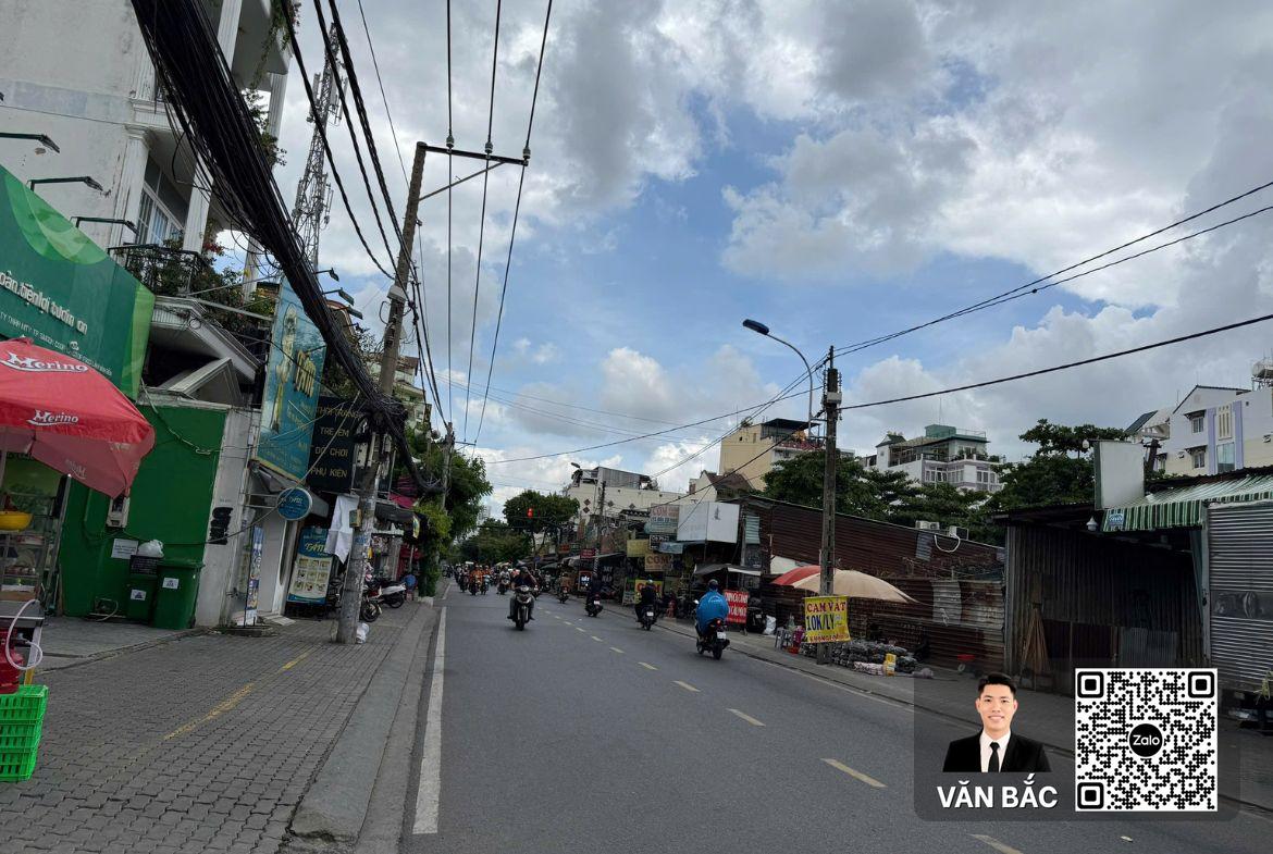 nha-mat-tien-167-lam-van-ben-dien-tich-khung-317m2-7-8x43m-no-hau-gia-36-tỷ (3)