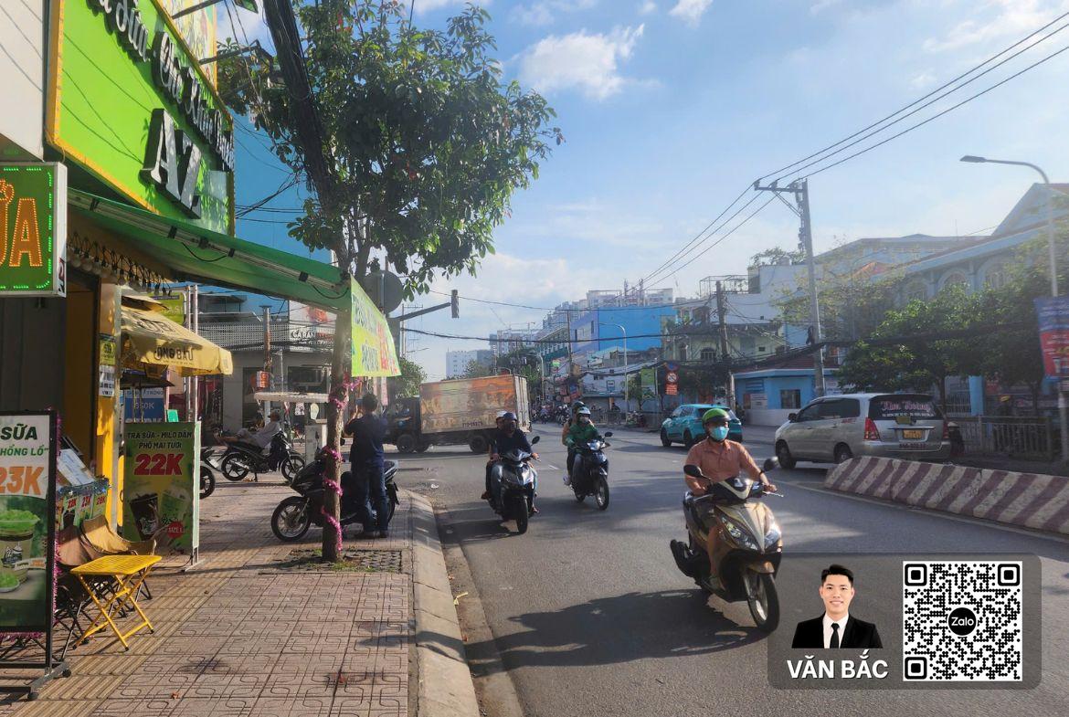 nha-mat-tien-539-huynh-tan-phat-q7-dt-42x31m-3-lau-hdt-30tr-thang-hd-5-nam-gia-26-5-tỷ (3)