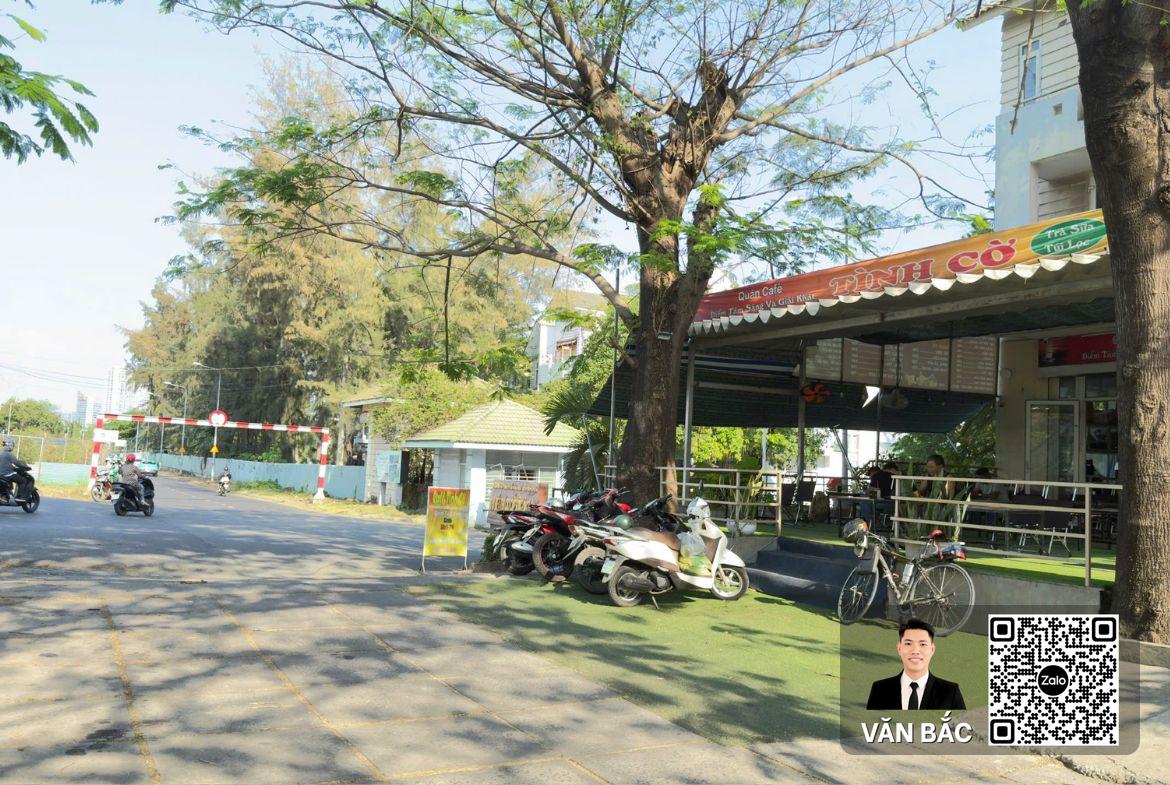 nha-pho-2-mat-tien-truoc-sau-a9-duong-7a-kdc-sadeco-song-ong-lon-dt-7-8x18m-4-lau-hdt-40tr-gia-26-tỷ (5)