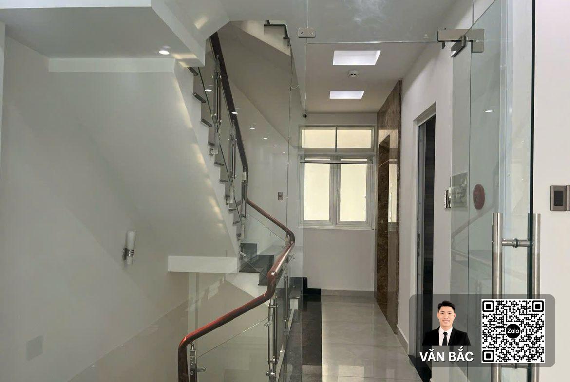 nha-pho-70-duong-so-2-him-lam-tan-hung-thang-mayham-4-lau-hdt-45tr-gia-30-tỷ (6)