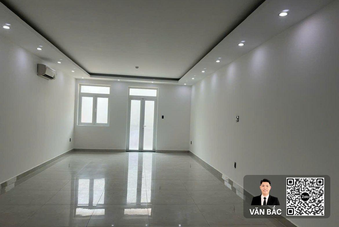 nha-pho-70-duong-so-2-him-lam-tan-hung-thang-mayham-4-lau-hdt-45tr-gia-30-tỷ (7)