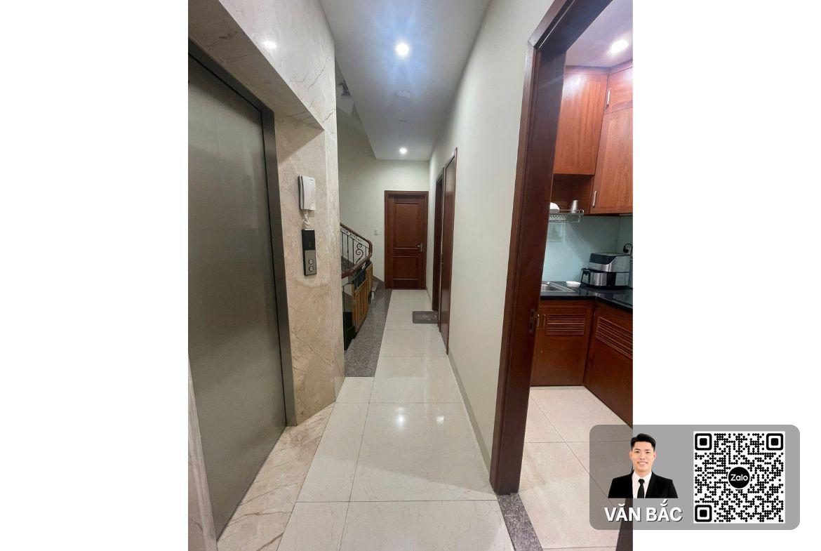 nha-pho-him-lam-q7-38-duong-so-2-ham-5-lau-thang-may-8-phong-ngu-gia-cuc-tot-305-tỷ (3)