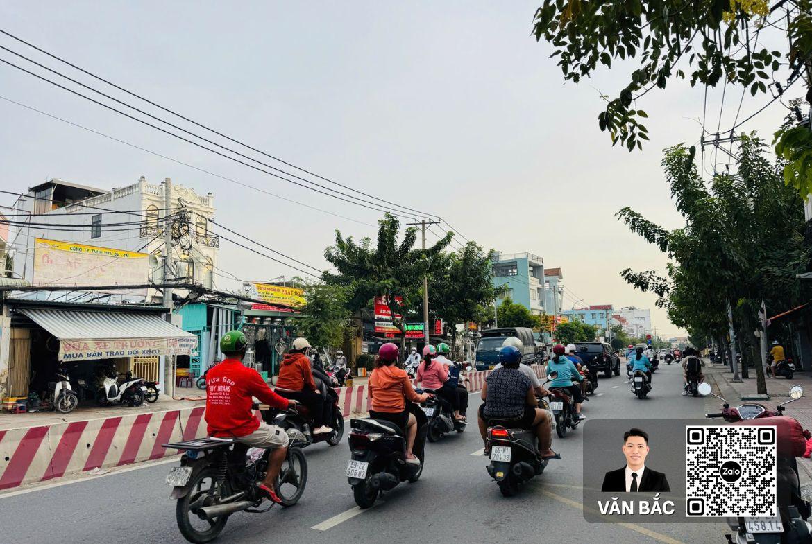 nha-pho-mat-tien-1545-huynh-tan-phat-q7-dt-6x25m-3-lau-hdt-28tr-thang-gia-20-tỷ (4)