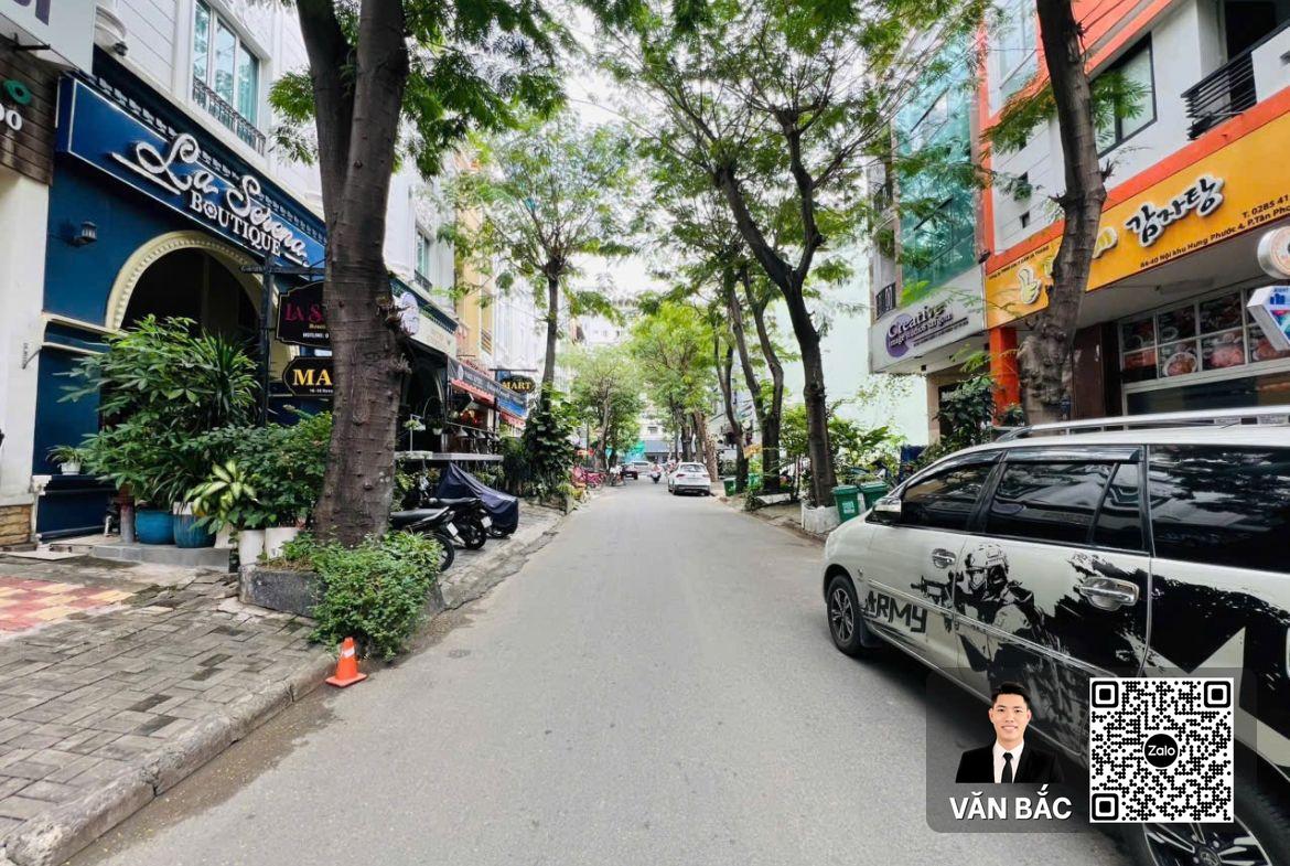 nha-pho-r4-38-r4-39-hung-phuoc-4-phu-mỹ-hung-dien-tich-12x185m-san-1-000m2-5-lau-gia-dau-tu-70-tỷ (1)