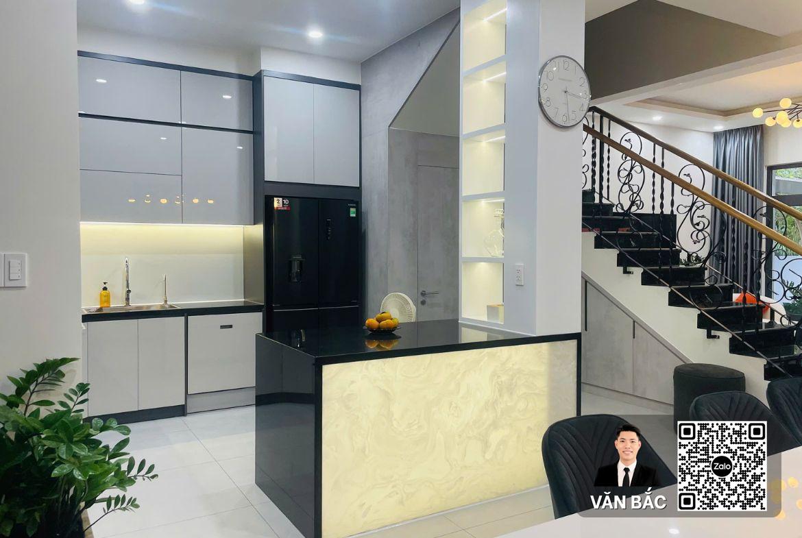 sieu-pham-biet-thu-b2-57-so-16-mỹ-thai-1b-phu-mỹ-hung-dy-7x18m-3-lau-moi-100-ke-can-cong-vien-2ha-gia-43-tỷ (2)