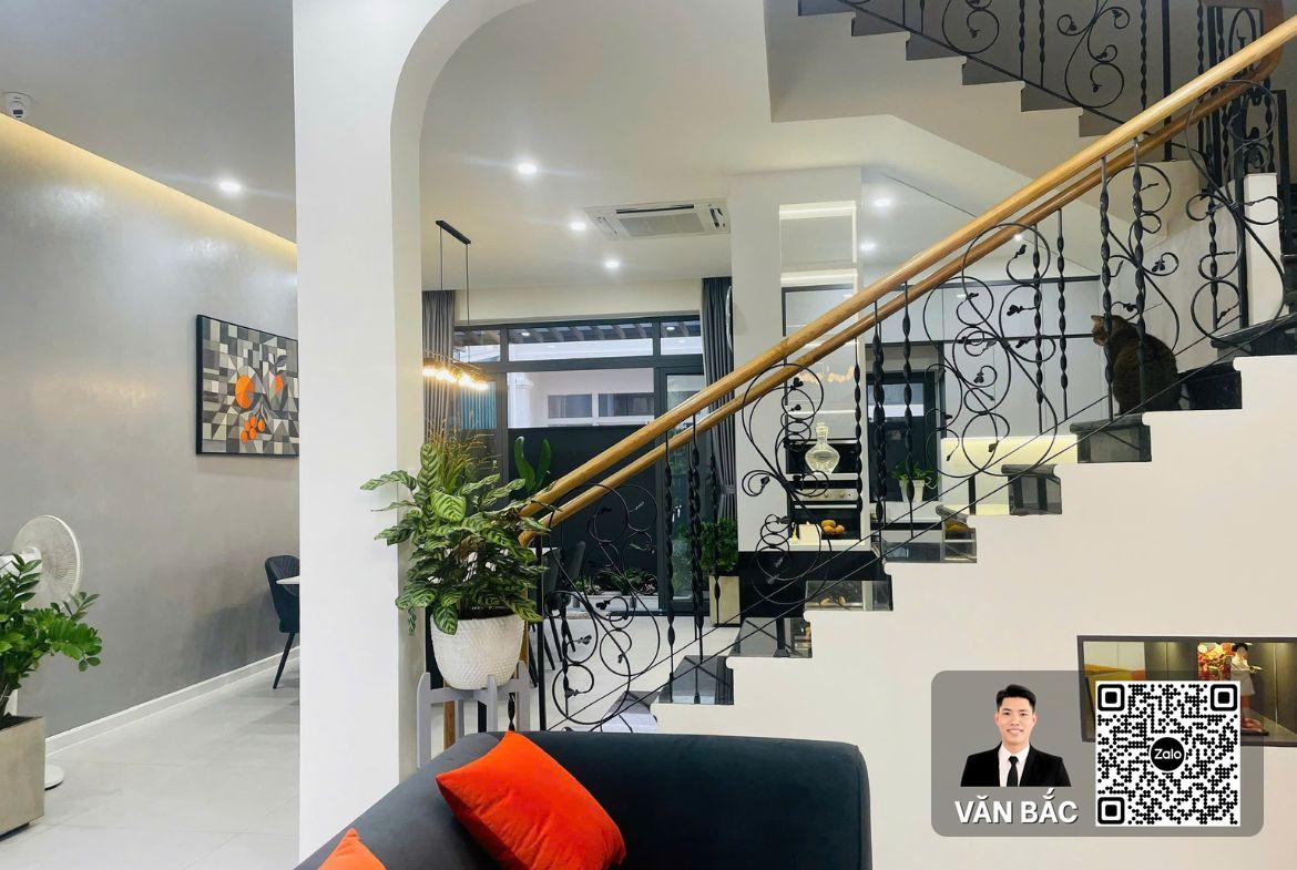 sieu-pham-biet-thu-b2-57-so-16-mỹ-thai-1b-phu-mỹ-hung-dy-7x18m-3-lau-moi-100-ke-can-cong-vien-2ha-gia-43-tỷ (4)