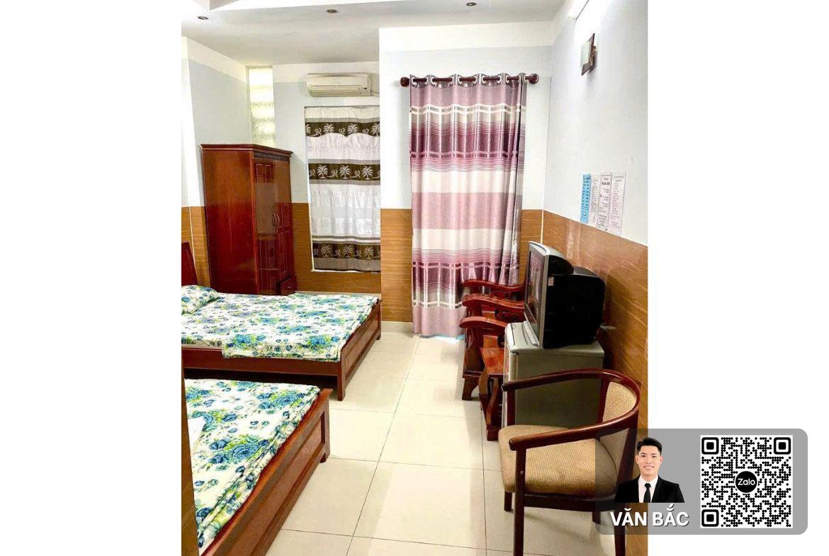 ban-khach-san-35-duong-2c-cong-ich-q4-phu-mỹ-dong-tien-100tr-thang-dt-4x18m-4-lau-gia-14-tỷ (3)