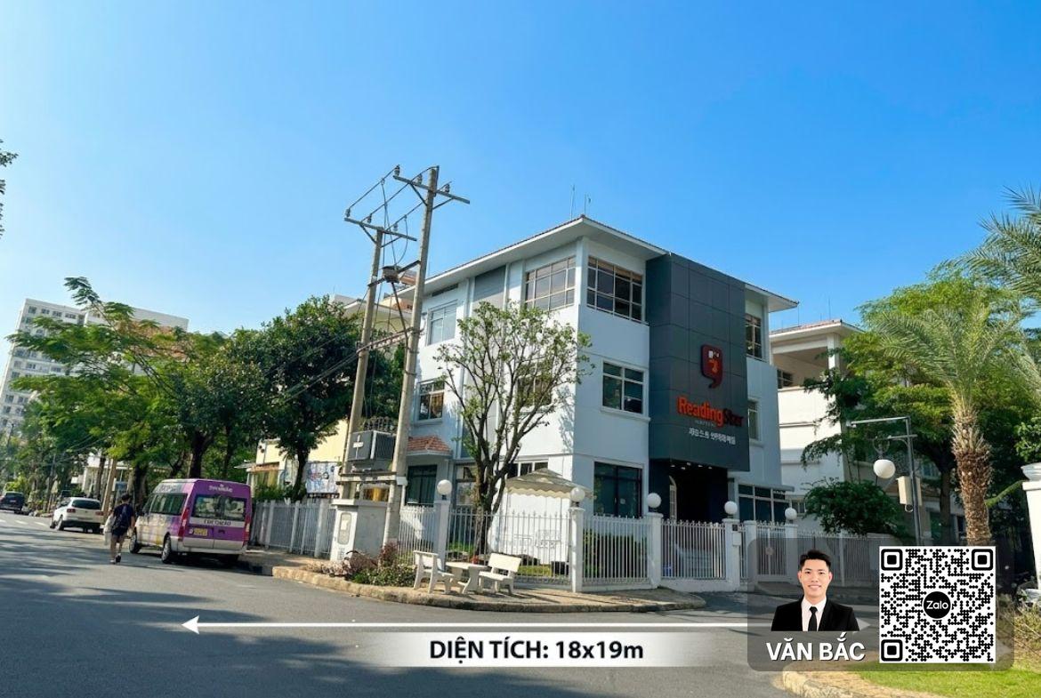 biet-thu-2-mat-tien-102-104-nguyen-binh-mỹ-kim-2-phu-mỹ-hung-dt-18x19m-3-lau-hdt-4000-gia-170-tỷ (1)