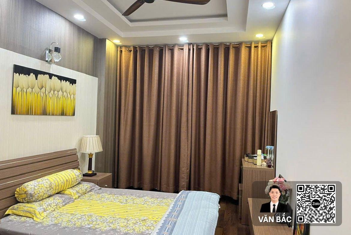 biet-thu-2-mat-tien-12-duong-so-12-sadeco-phuoc-kien-dt-10x20m-ham-3-lau-gia-315-tỷ (11)