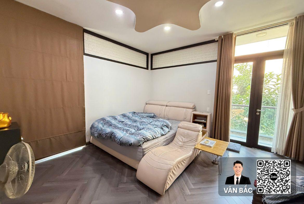 biet-thu-2-mat-tien-793-28-1-30-tran-xuan-soan-khu-kieu-dam-q7-dt-11x16m-3-lau-gia-268-tỷ (4)