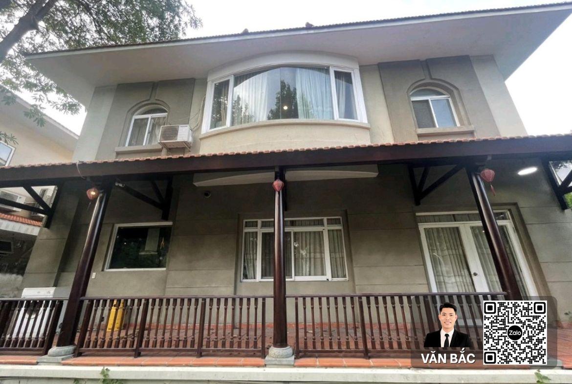 biet-thu-238-phu-gia-khu-canh-doi-dt-17x19m-3-lau-gia-dau-tu-835-tỷ-thue-3200-usd (6)