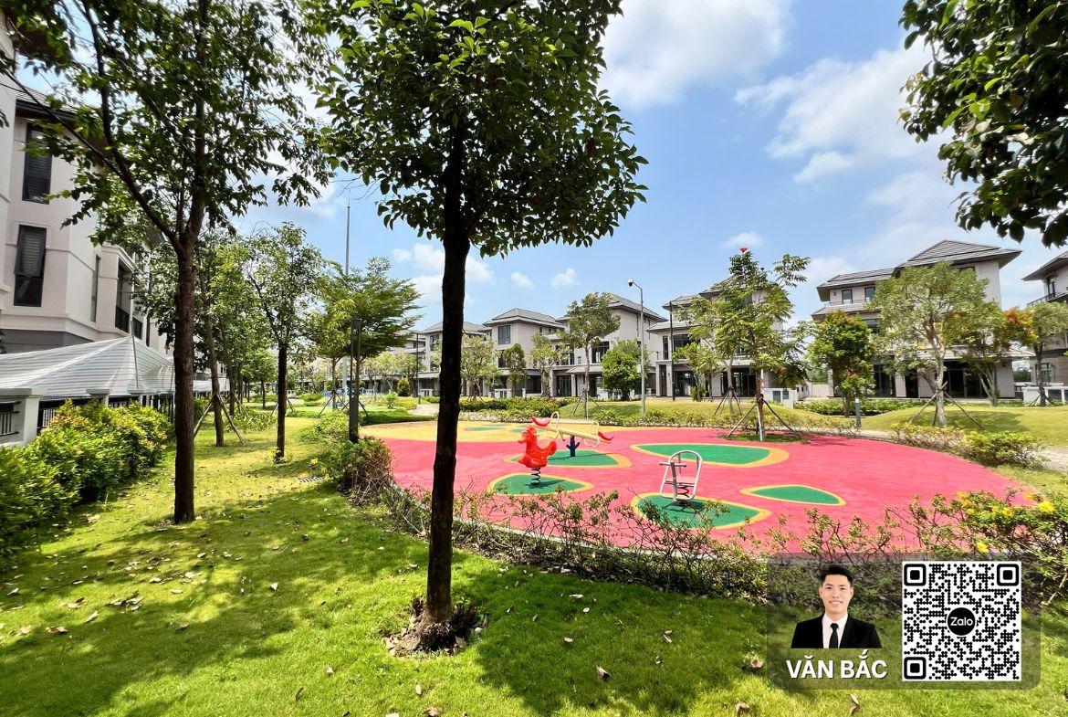 biet-thu-can-c2-23a-72-duong-d9-zeitgeist-gs-metrocity-sieu-do-thi-thong-minh-ma-dt-9-5x17m-3-lau-gia-24-tỷ (2)