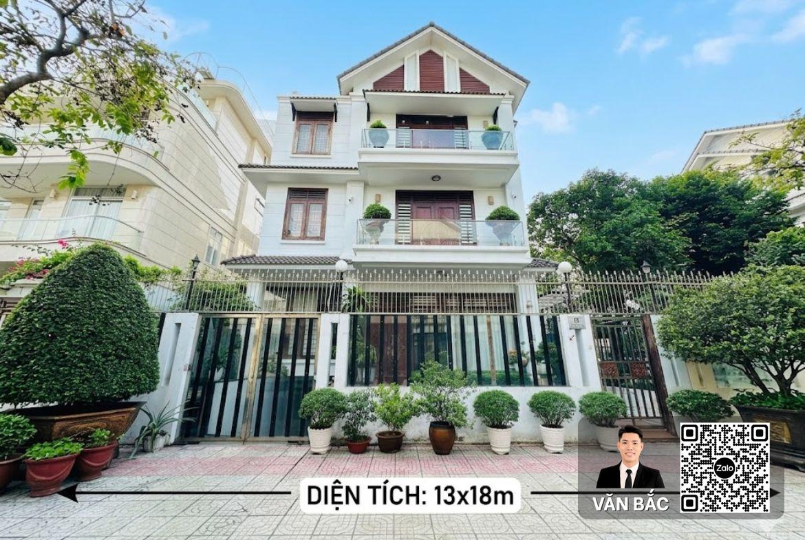 biet-thu-don-lap-8-duong-so-17-sadeco-ven-song-q7-doi-dien-rmit-dt-13x18m-ham-4-lau-gia-62-tỷ (1)