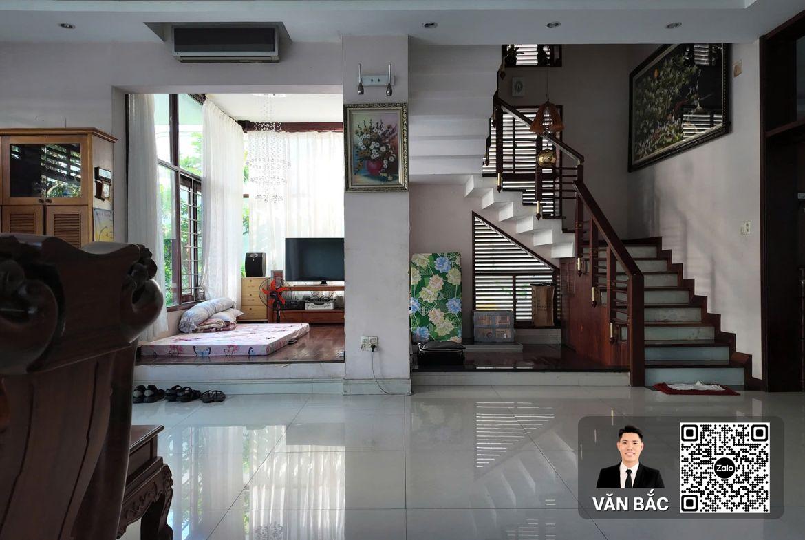 biet-thu-don-lap-8-duong-so-17-sadeco-ven-song-q7-doi-dien-rmit-dt-13x18m-ham-4-lau-gia-62-tỷ (7)