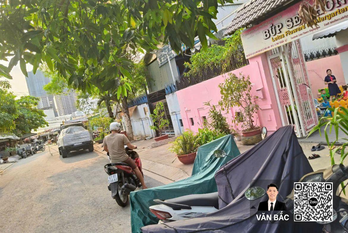 biet-thu-goc-e3-savimex-phu-thuan-dien-tich-13x21m-cn-273m2-3-lau-hdt-32tr-thang-gia-28-6-tỷ (4)