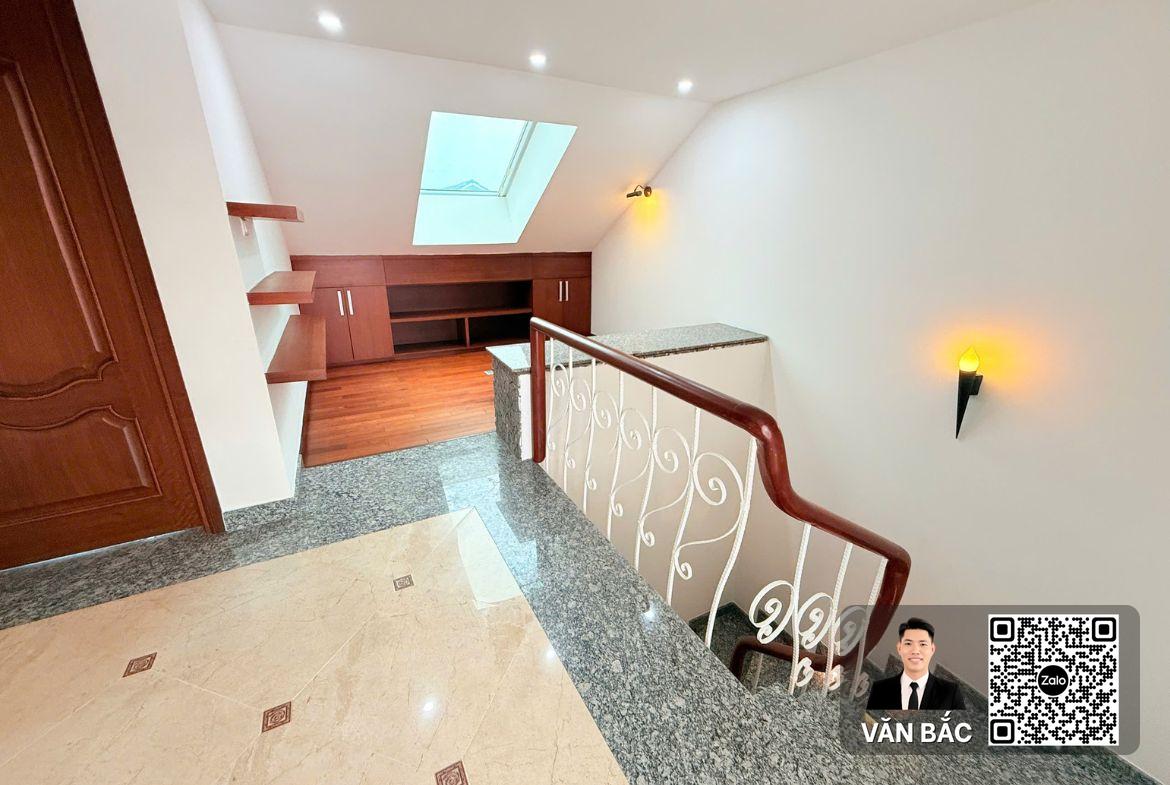 cho-thue-biet-thu-10-duong-soos4-nam-phu-villas-quan-7-dt-12x24m-tret-lung-2-lau-full-noi-that-gia-85-trieu (17)