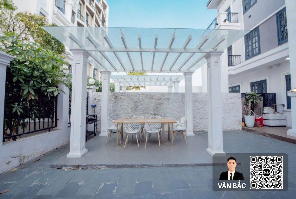 cho-thue-biet-thu-320-9-nguyen-van-linh-quan-7-dt-9x31m-4-lau-6pn-full-hem-xe-hoi-thong-thue-80-trieu (9)