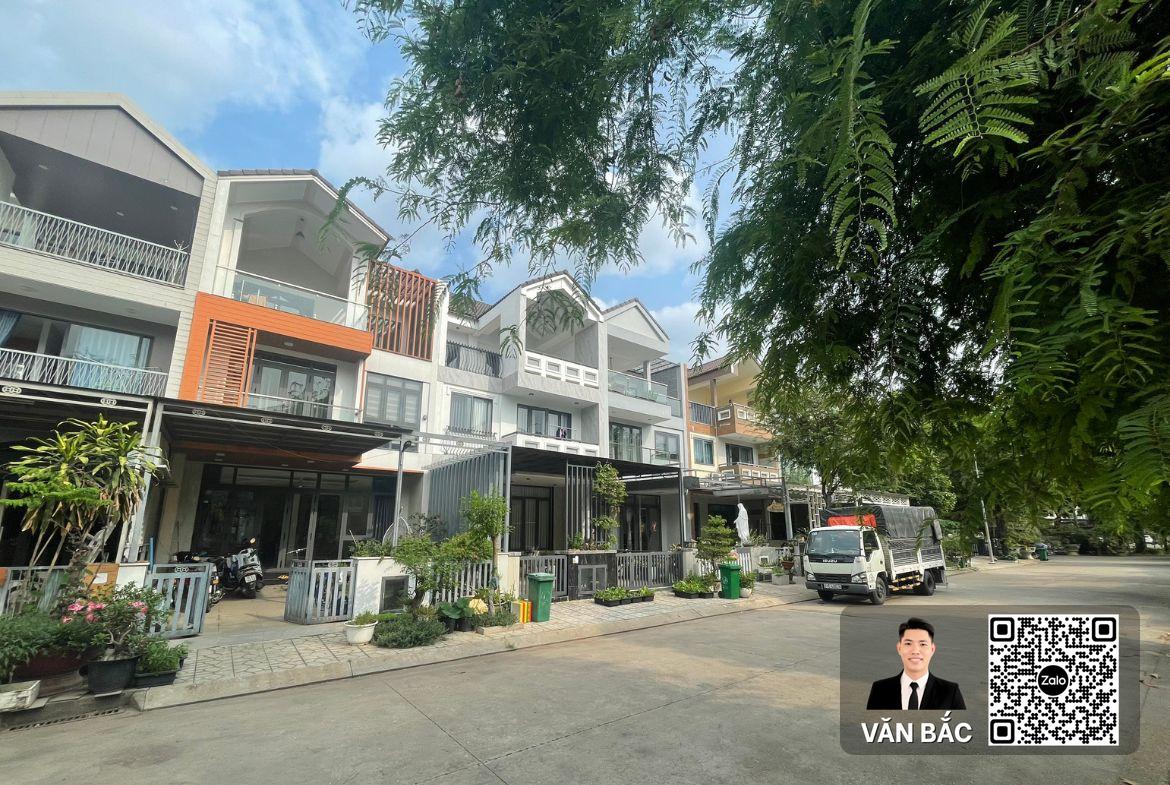 dat-nen-goc-cong-vien-jamona-home-resort-lo-g01-dt-252m-6-5×225-no-14m-song-xanh-rieng-tu-gia-60tr-m2 (6)